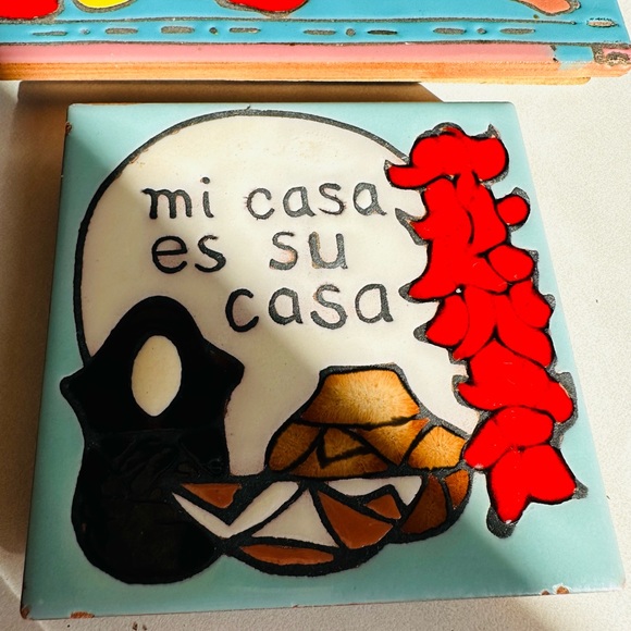 Mag Mor Studios Christine Fitzgerald Mi casa es su casa hot plates - Picture 9 of 12